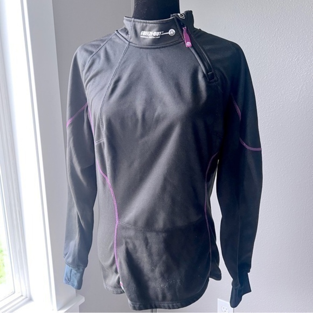 Freeze Out with thermal control women’s size large black long sleeve shirt